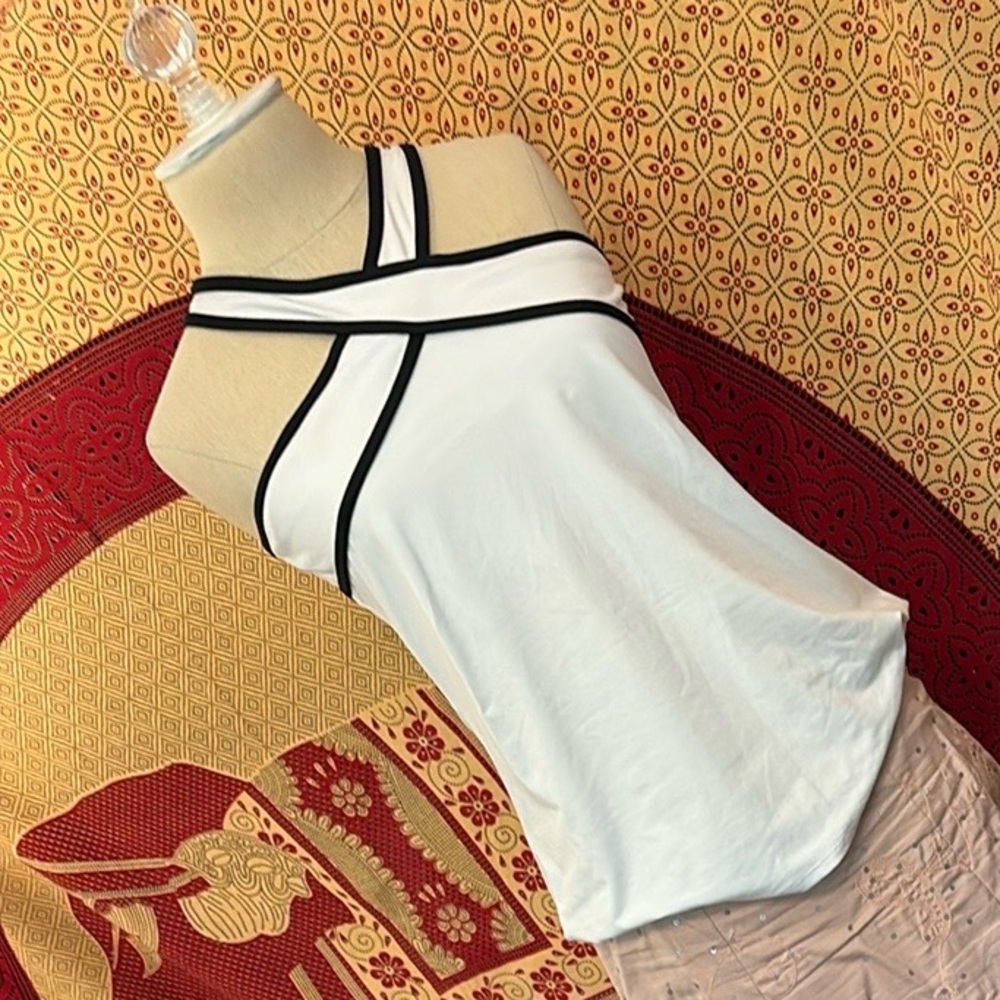 Fabletics Black & White Asymmetrical Fitted Tank Athletic Top
